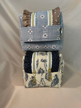 Load image into Gallery viewer, custom wipe bag - ruffled