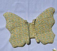 Load image into Gallery viewer, the bluebell butterfly wings &amp; wand
