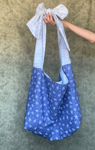 Load image into Gallery viewer, the blue florals
