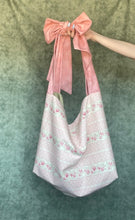Load image into Gallery viewer, the vintage florals

