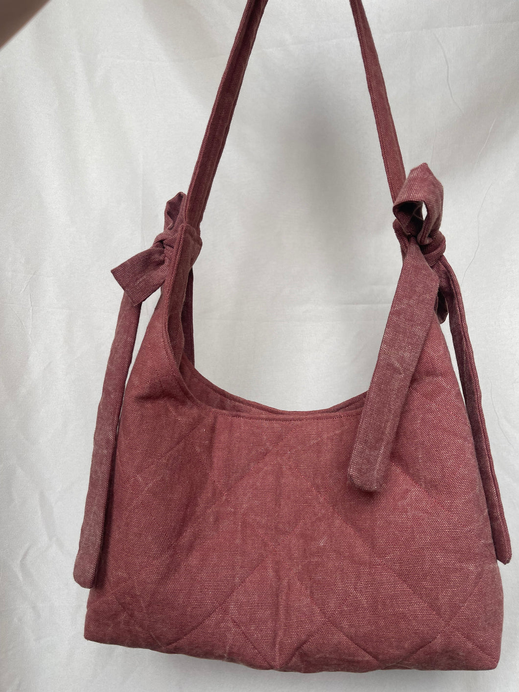 the maroon mini