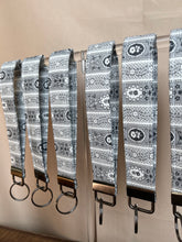 Load image into Gallery viewer, the charcoal bloom keychain
