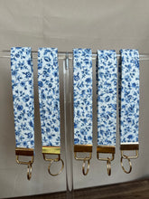 Load image into Gallery viewer, the navy florals keychain
