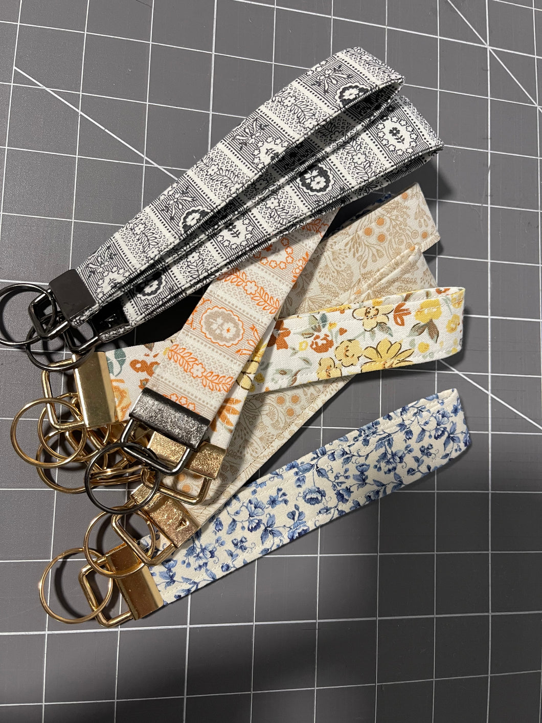 custom order - leslie