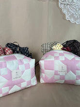 Load image into Gallery viewer, the heirloom makeup bags - pink
