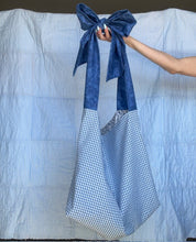 Load image into Gallery viewer, the navy florals
