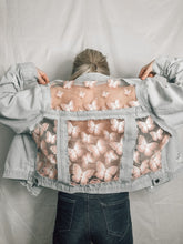 Load image into Gallery viewer, Cropped Pink Butterfly Jacket
